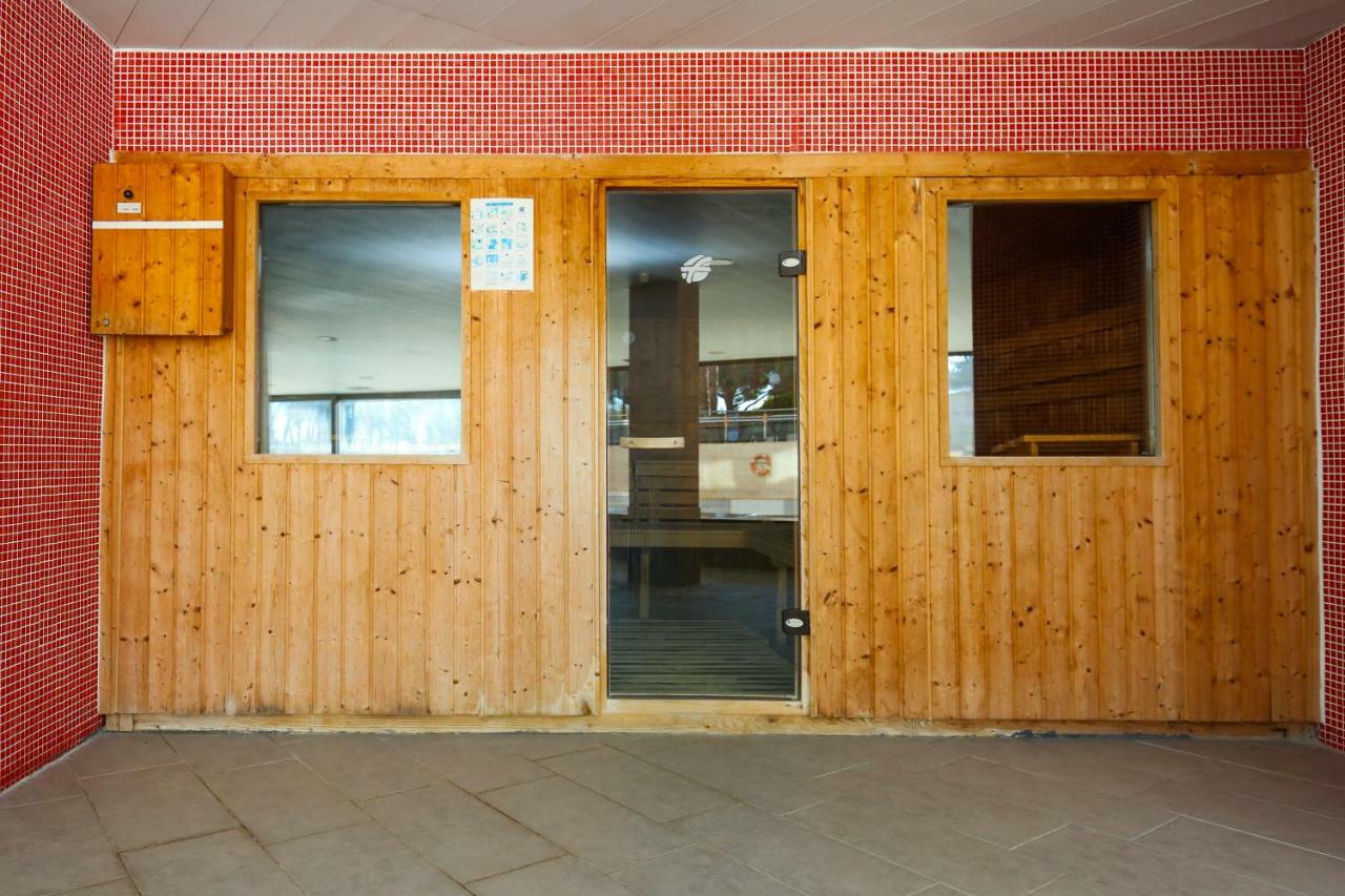 Galera Planet Costa Dorada Cambrils Exterior photo